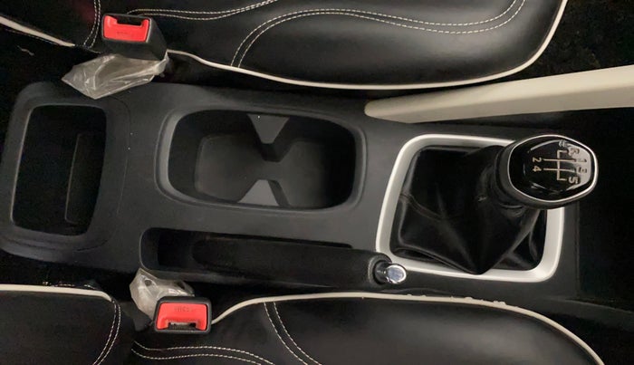 2022 Nissan MAGNITE XL, Petrol, Manual, 27,686 km, Gear Lever