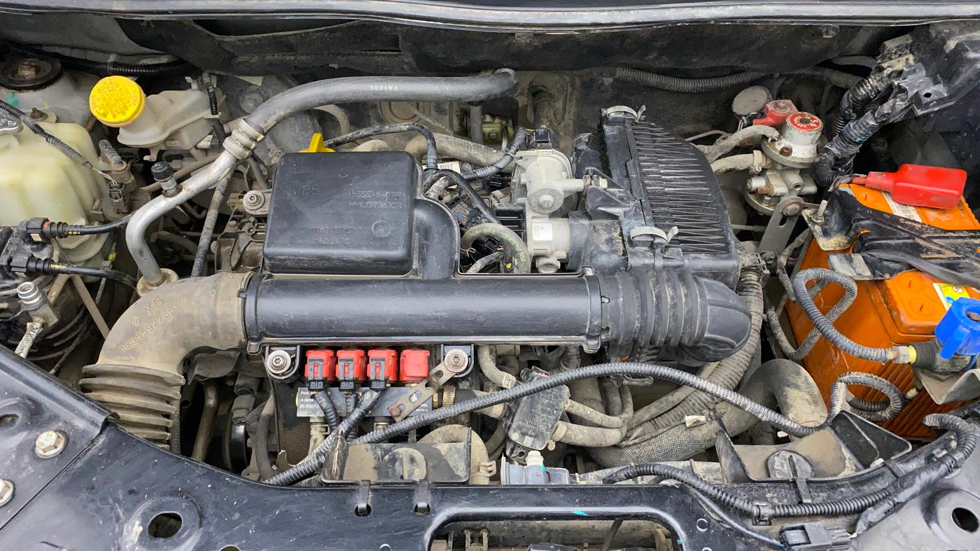 2023 Nissan MAGNITE XL, CNG, Manual, 50,903 km, Engine View