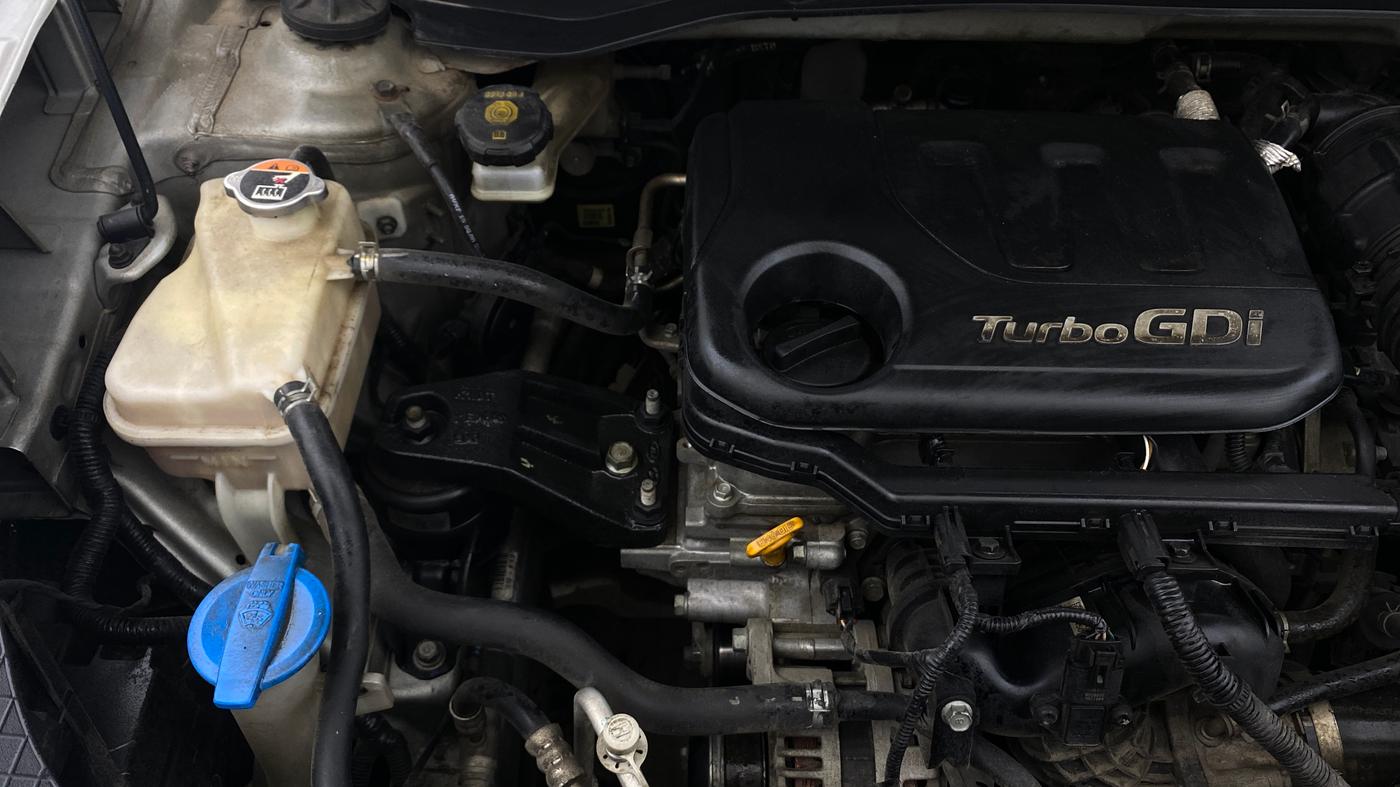 2019 Hyundai VENUE SX PLUS 1.0 TURBO DCT, Petrol, Automatic, 1,04,996 km, Engine View - Right