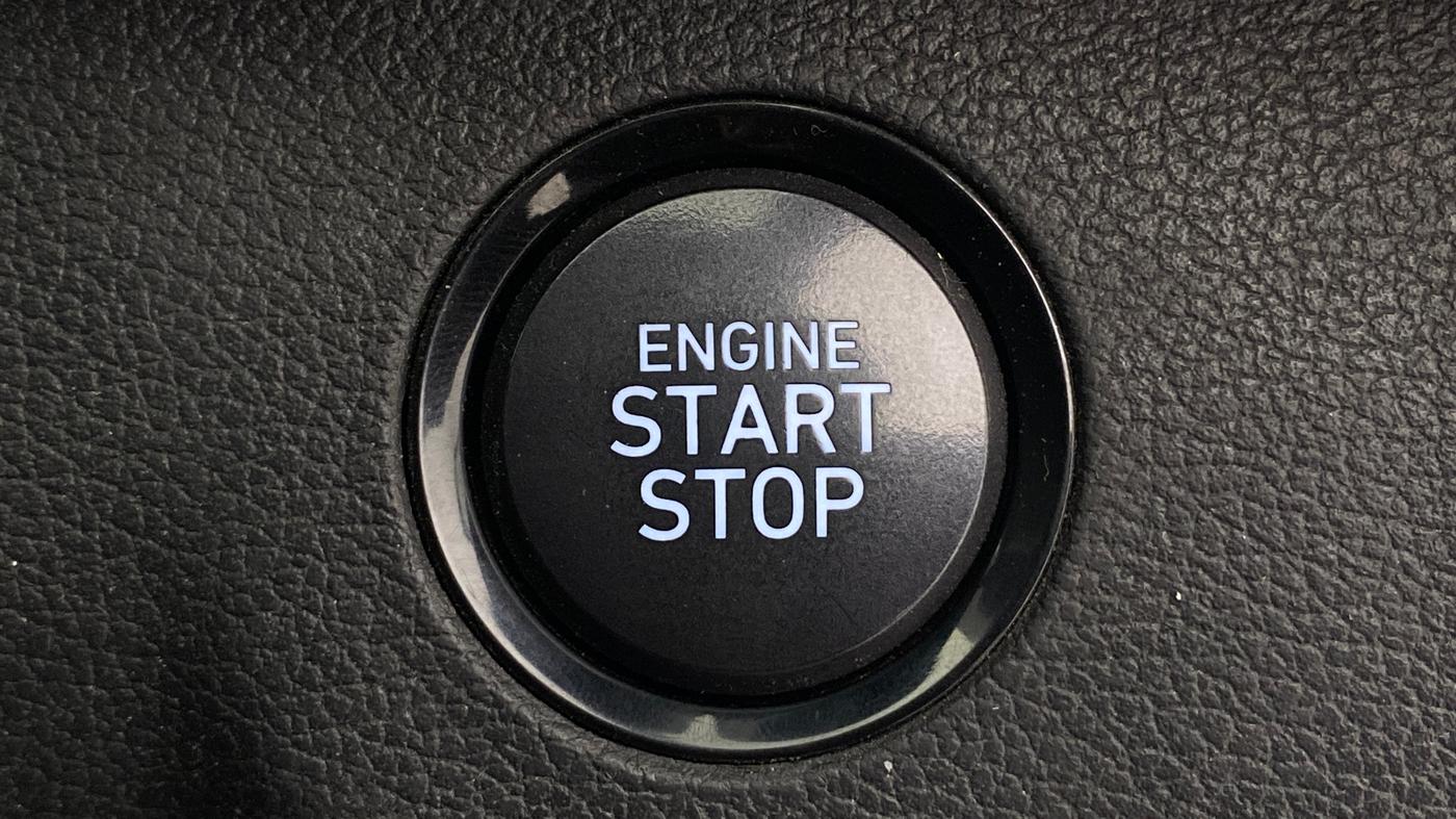 2019 Hyundai VENUE SX PLUS 1.0 TURBO DCT, Petrol, Automatic, 1,04,996 km, Keyless Start/ Stop Button