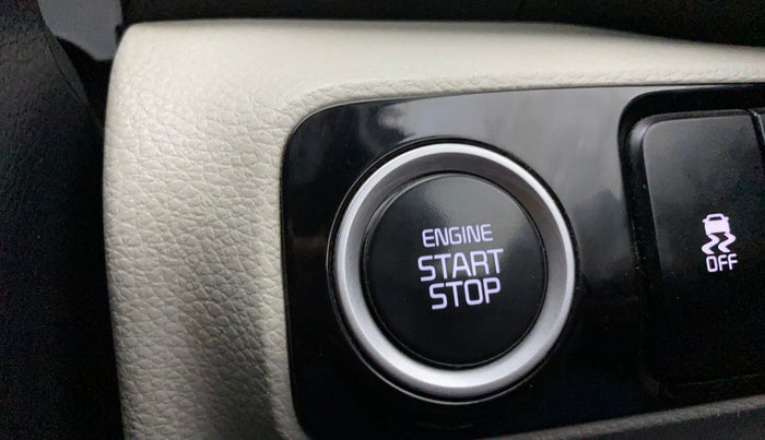 2021 KIA SONET HTX 1.0 IMT, Petrol, Manual, 1,04,326 km, Keyless Start/ Stop Button