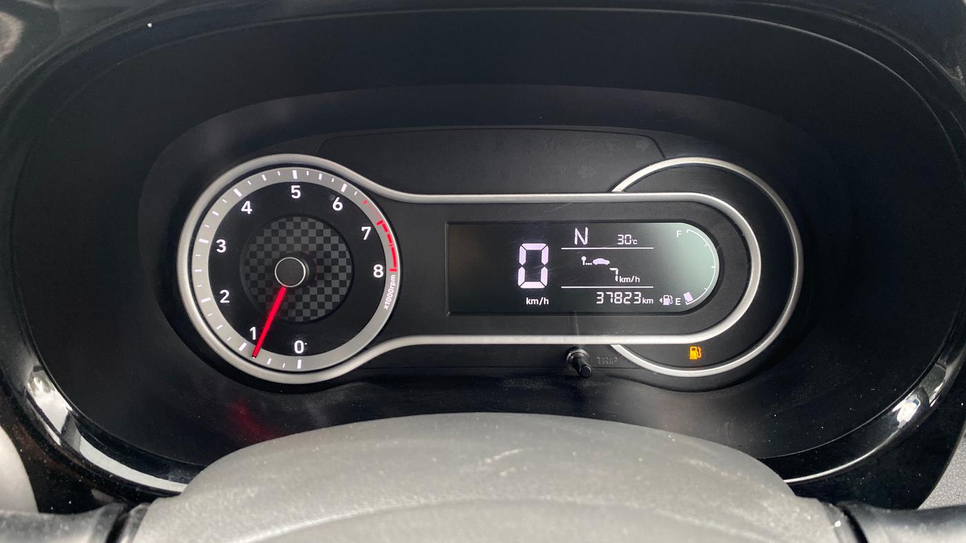 2020 Hyundai GRAND I10 NIOS SPORTZ AMT 1.2 KAPPA VTVT, Petrol, Automatic, 37,821 km, Odometer Image