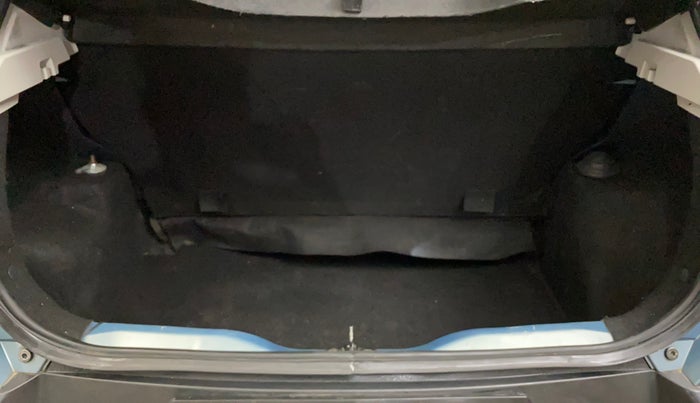 2022 Tata PUNCH ADVENTURE MT, Petrol, Manual, 39,201 km, Boot Inside