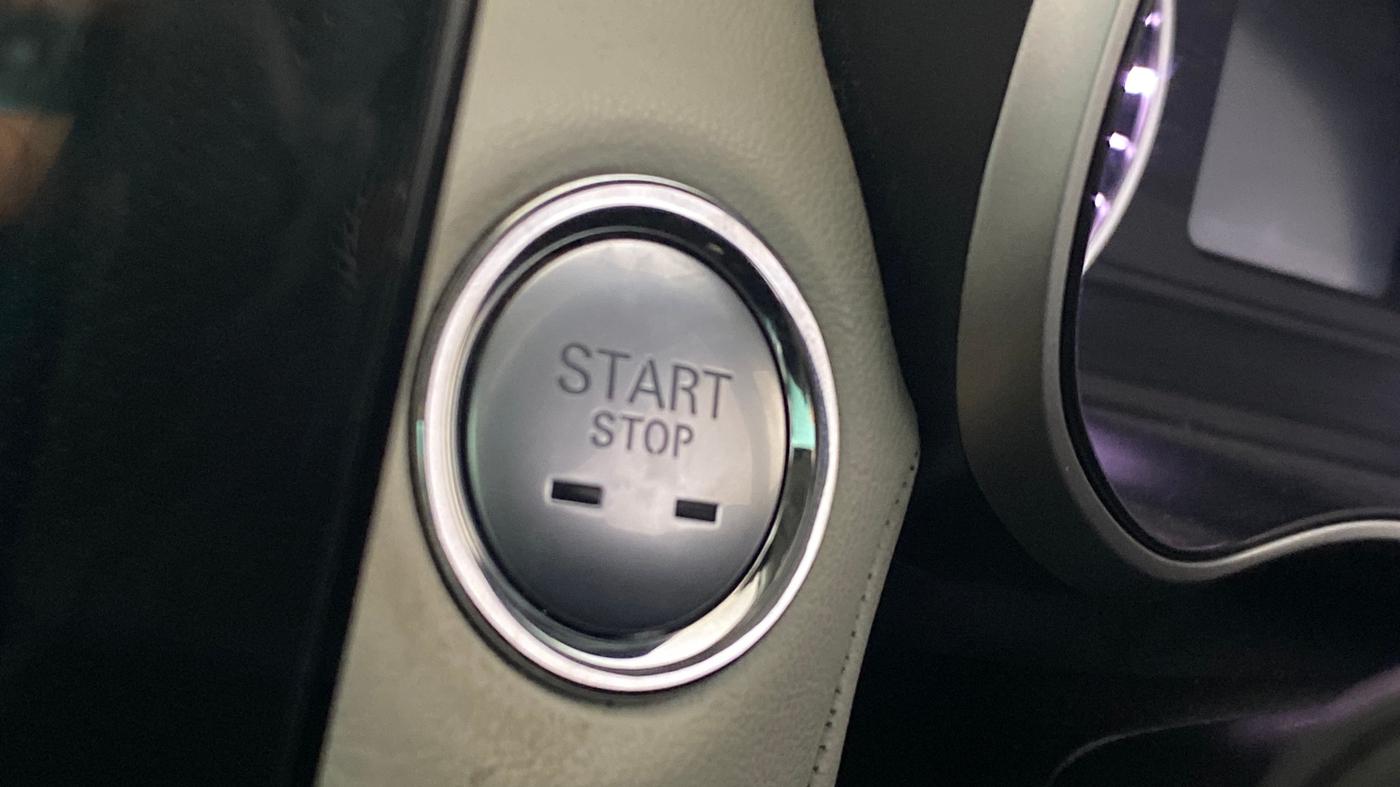 2024 MG ASTOR Shine 1.5 MT (Ivory), Petrol, Manual, 28,017 km, Keyless Start/ Stop Button