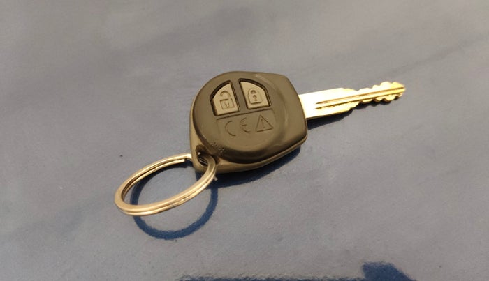 2018 Maruti IGNIS DELTA 1.2, Petrol, Manual, 1,01,071 km, Key Close Up