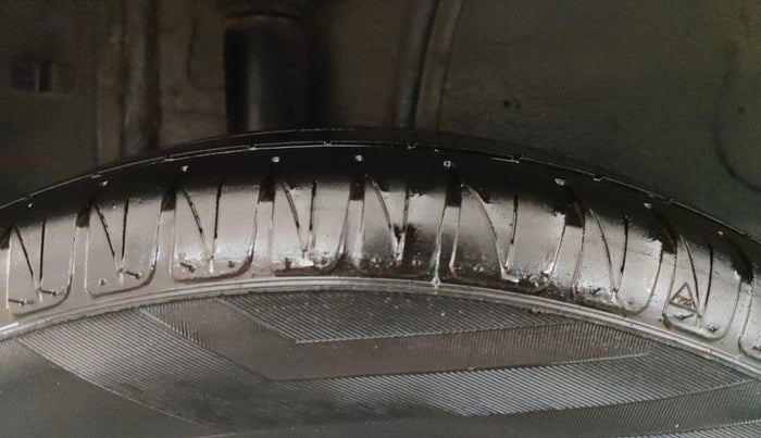 2018 Maruti IGNIS DELTA 1.2, Petrol, Manual, 1,01,071 km, Right Rear Tyre Tread