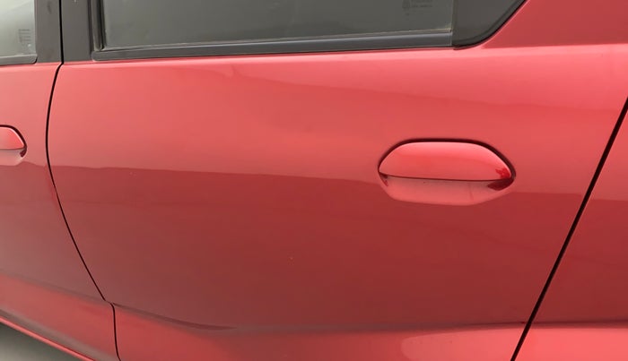 2017 Datsun Redi Go T(O) 1.0, Petrol, Manual, 32,799 km, Rear left door - Slightly dented