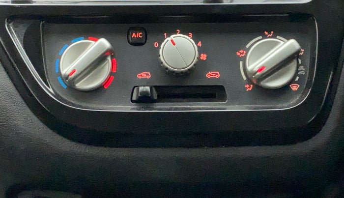 2017 Datsun Redi Go T(O) 1.0, Petrol, Manual, 32,799 km, AC Unit - Car heater not working