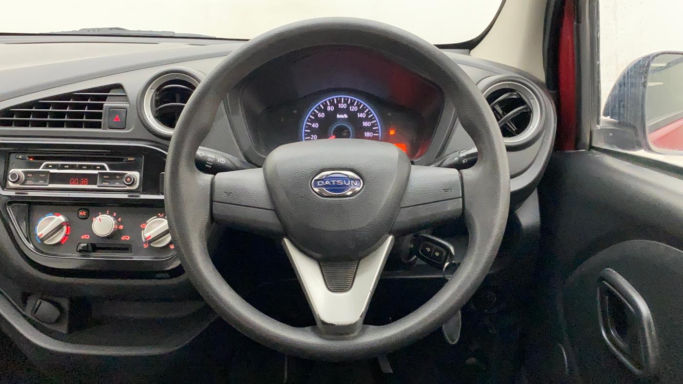 2017 Datsun Redi Go T(O) 1.0, Petrol, Manual, 32,799 km, Steering Wheel Close Up