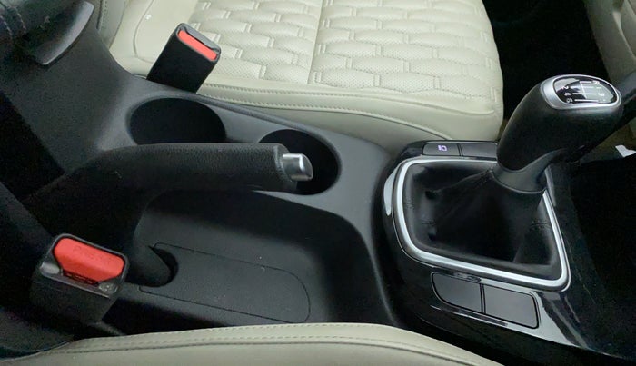 2019 KIA SELTOS HTX 1.5 PETROL MT, Petrol, Manual, 25,817 km, Gear Lever