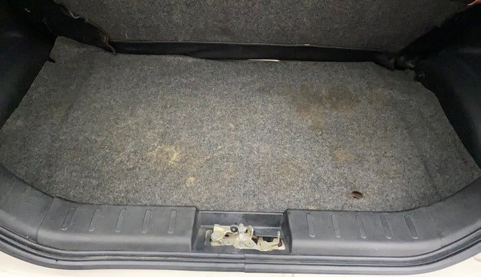 2019 Maruti Alto LXI, Petrol, Manual, 35,479 km, Boot Inside