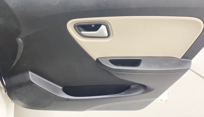 2019 Maruti Alto LXI, Petrol, Manual, 35,479 km, Driver Side Door Panels Control