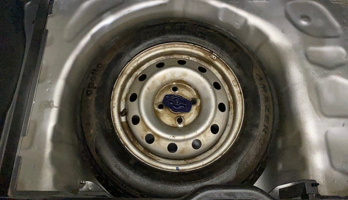 2021 Maruti Swift LXI, Petrol, Manual, 17,277 km, Spare Tyre