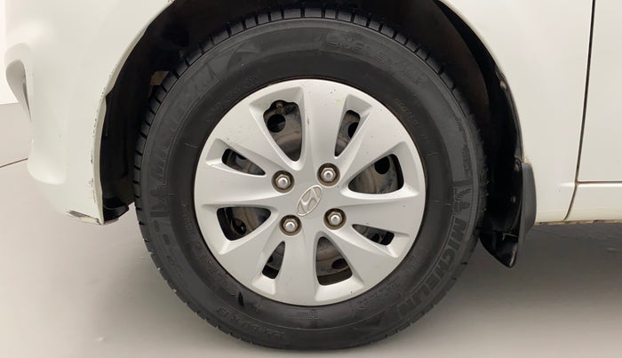 2012 Hyundai i10 SPORTZ 1.2, Petrol, Manual, 37,705 km, Left Front Wheel