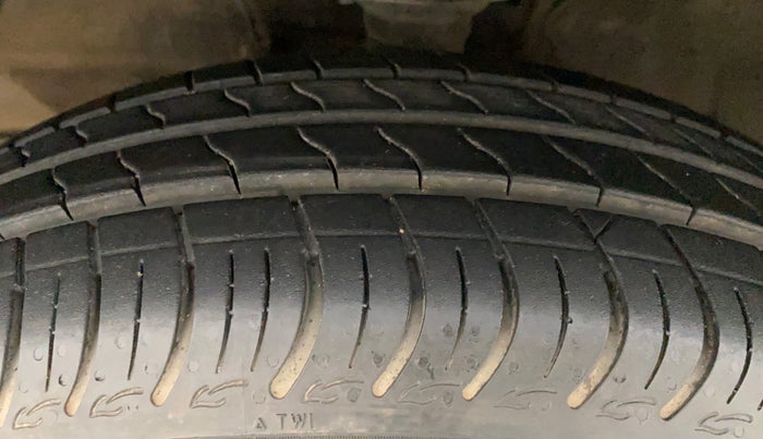 2022 Maruti S PRESSO VXI+, Petrol, Manual, 8,212 km, Left Front Tyre Tread