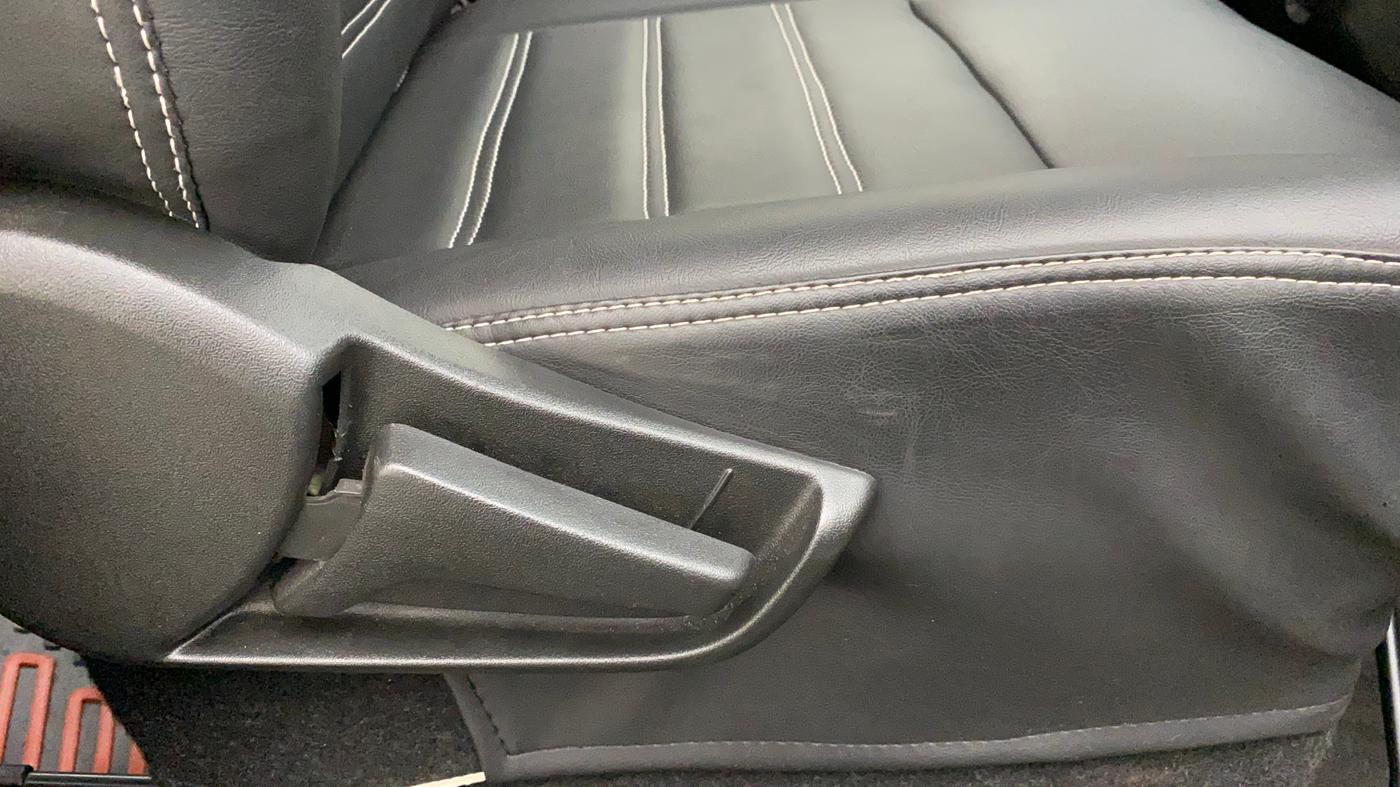 2022 Maruti S PRESSO VXI+, Petrol, Manual, 8,212 km, Driver Side Adjustment Panel