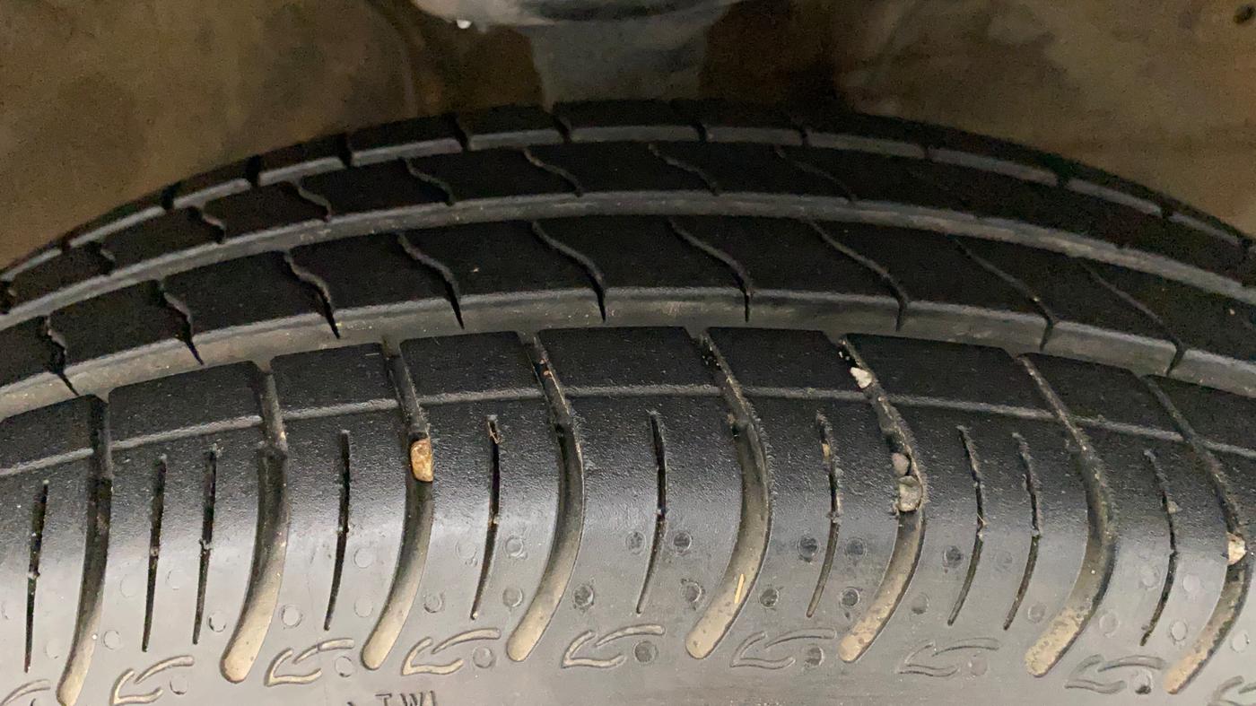 2022 Maruti S PRESSO VXI+, Petrol, Manual, 8,212 km, Right Front Tyre Tread