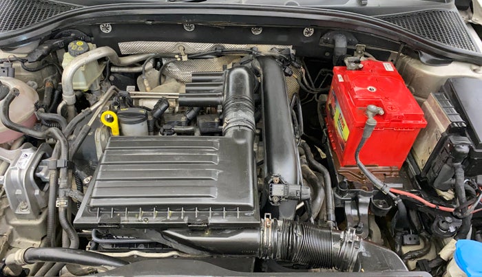 2014 Skoda Octavia AMBITION 1.4 TSI, Petrol, Manual, 65,493 km, Engine View