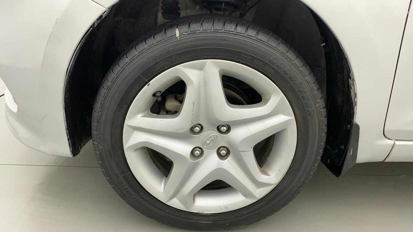 2017 Hyundai Elite i20 ASTA 1.2, Petrol, Manual, 20,448 km, Left Front Wheel