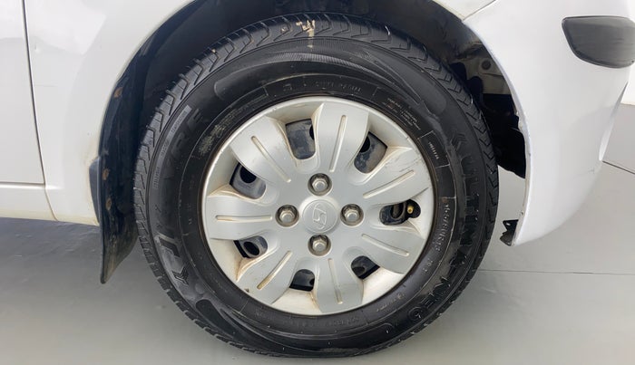 2010 Hyundai i10 MAGNA 1.2, Petrol, Manual, 36,623 km, Right Front Wheel
