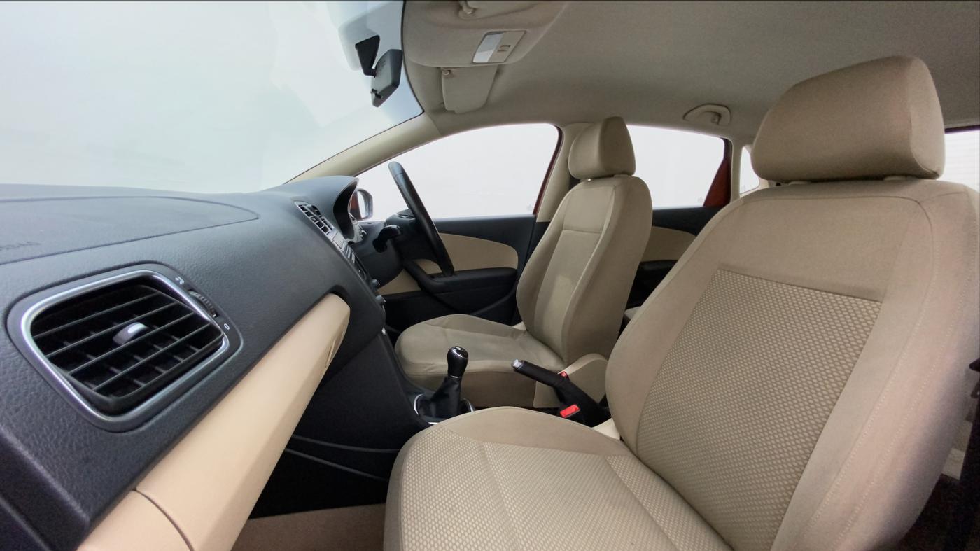 2014 Volkswagen Polo HIGHLINE1.2L, Petrol, Manual, 37,711 km, Right Side Front Door Cabin