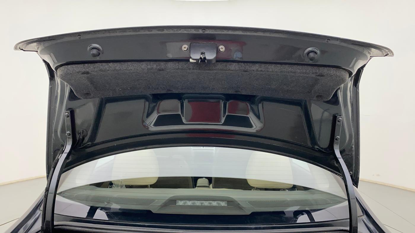 2018 Volkswagen Vento HIGHLINE DIESEL 1.5, Diesel, Manual, 1,06,080 km, Boot Door Open