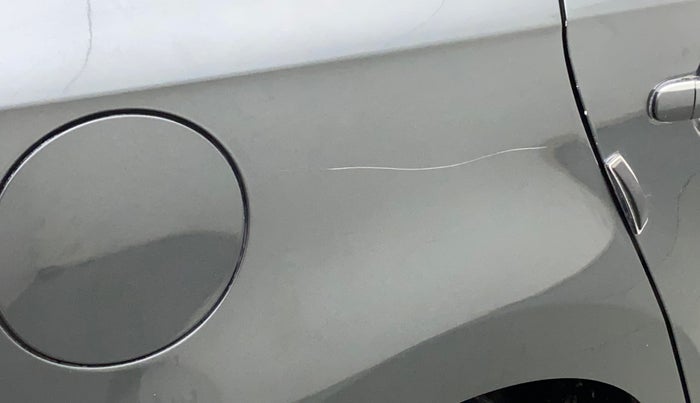 2018 Volkswagen Vento HIGHLINE DIESEL 1.5, Diesel, Manual, 1,06,080 km, Right quarter panel - Minor scratches
