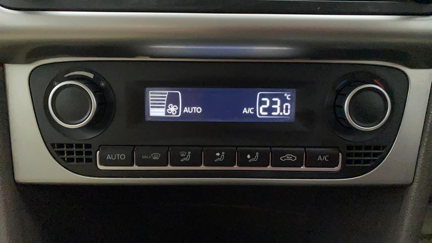 2018 Volkswagen Vento HIGHLINE DIESEL 1.5, Diesel, Manual, 1,06,080 km, Automatic Climate Control
