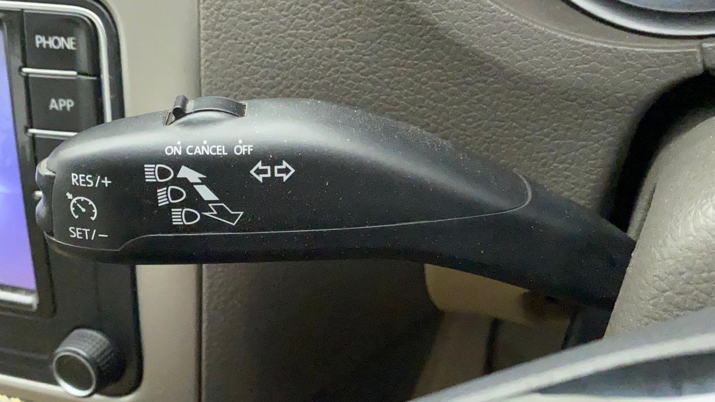 2018 Volkswagen Vento HIGHLINE DIESEL 1.5, Diesel, Manual, 1,06,080 km, Adaptive Cruise Control