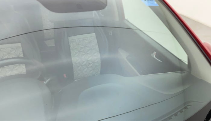 2017 Hyundai Grand i10 SPORTZ (O) 1.2 KAPPA VTVT, Petrol, Manual, 70,972 km, Front windshield - Minor spot on windshield