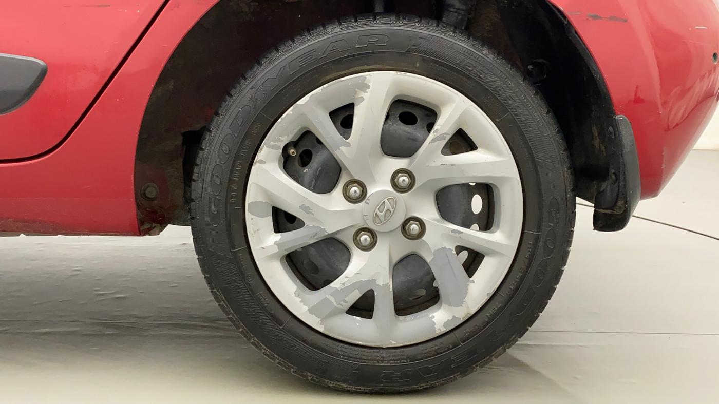 2017 Hyundai Grand i10 SPORTZ (O) 1.2 KAPPA VTVT, Petrol, Manual, 70,972 km, Left Rear Wheel