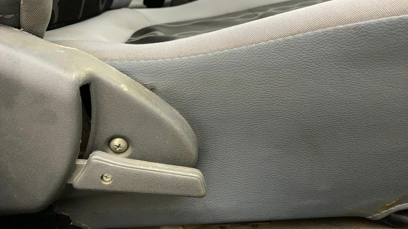 2015 Maruti Alto 800 VXI, Petrol, Manual, 26,501 km, Driver Side Adjustment Panel