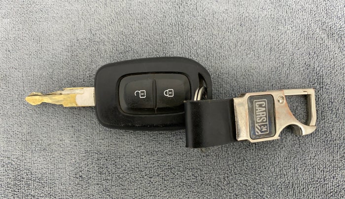 2019 Renault Kwid RXL, Petrol, Manual, 32,860 km, Key Close Up