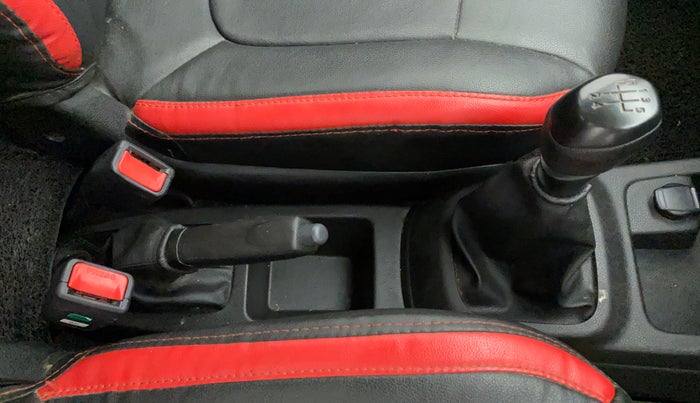 2019 Renault Kwid RXL, Petrol, Manual, 32,860 km, Gear Lever