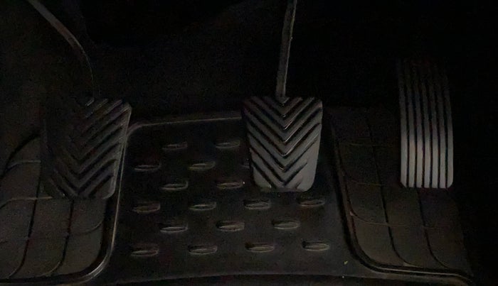 2016 Hyundai Creta  SX 1.6 Petrol , Petrol, Manual, 85,737 km, Pedals