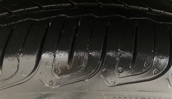 2021 Tata ALTROZ XZ PLUS DIESEL, Diesel, Manual, 48,136 km, Left Front Tyre Tread