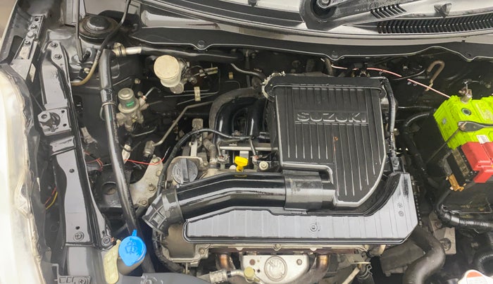 2014 Maruti Swift VXI, Petrol, Manual, 67,839 km, Engine View - Right