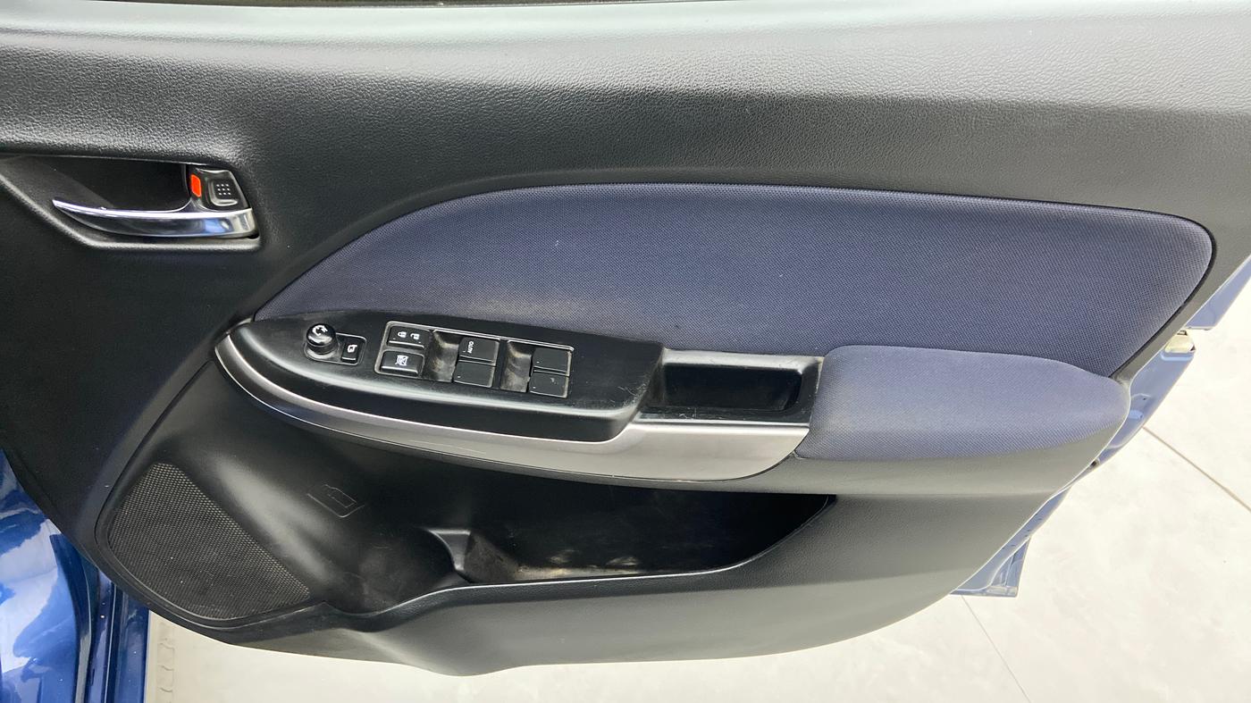 2019 Maruti Baleno DELTA PETROL 1.2, Petrol, Manual, 48,440 km, Driver Side Door Panels Control