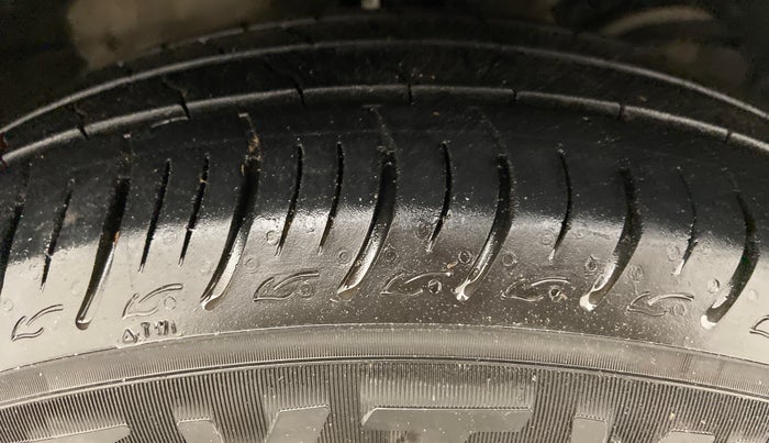 2019 Maruti Baleno DELTA PETROL 1.2, Petrol, Manual, 48,440 km, Right Front Tyre Tread