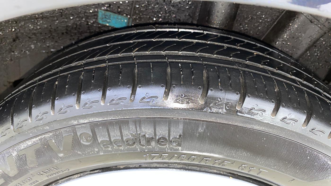 2024 Hyundai AURA S 1.2, Petrol, Manual, 2,413 km, Left Rear Tyre Tread