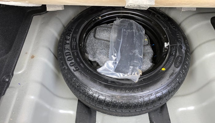 2024 Hyundai AURA S 1.2, Petrol, Manual, 2,413 km, Spare Tyre