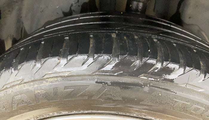 2019 Jeep Compass LIMITED PLUS PETROL AT, Petrol, Automatic, 74,727 km, Left Rear Tyre Tread