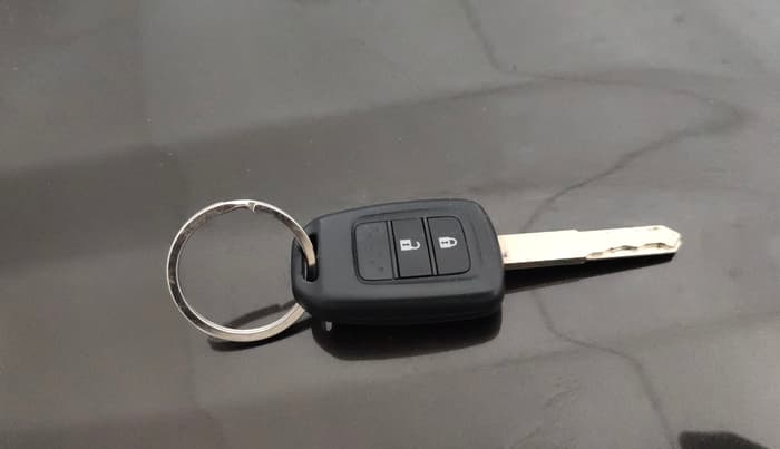 2015 Honda City 1.5L I-VTEC V MT, Petrol, Manual, 83,878 km, Key Close Up