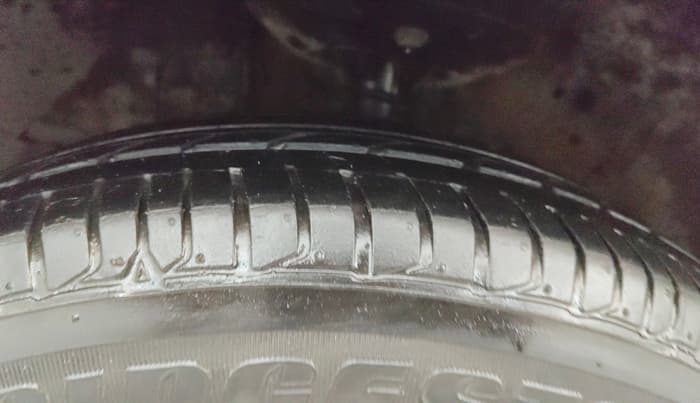 2015 Honda City 1.5L I-VTEC V MT, Petrol, Manual, 83,878 km, Left Front Tyre Tread