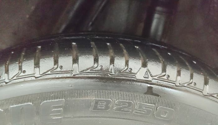 2015 Honda City 1.5L I-VTEC V MT, Petrol, Manual, 83,878 km, Left Rear Tyre Tread