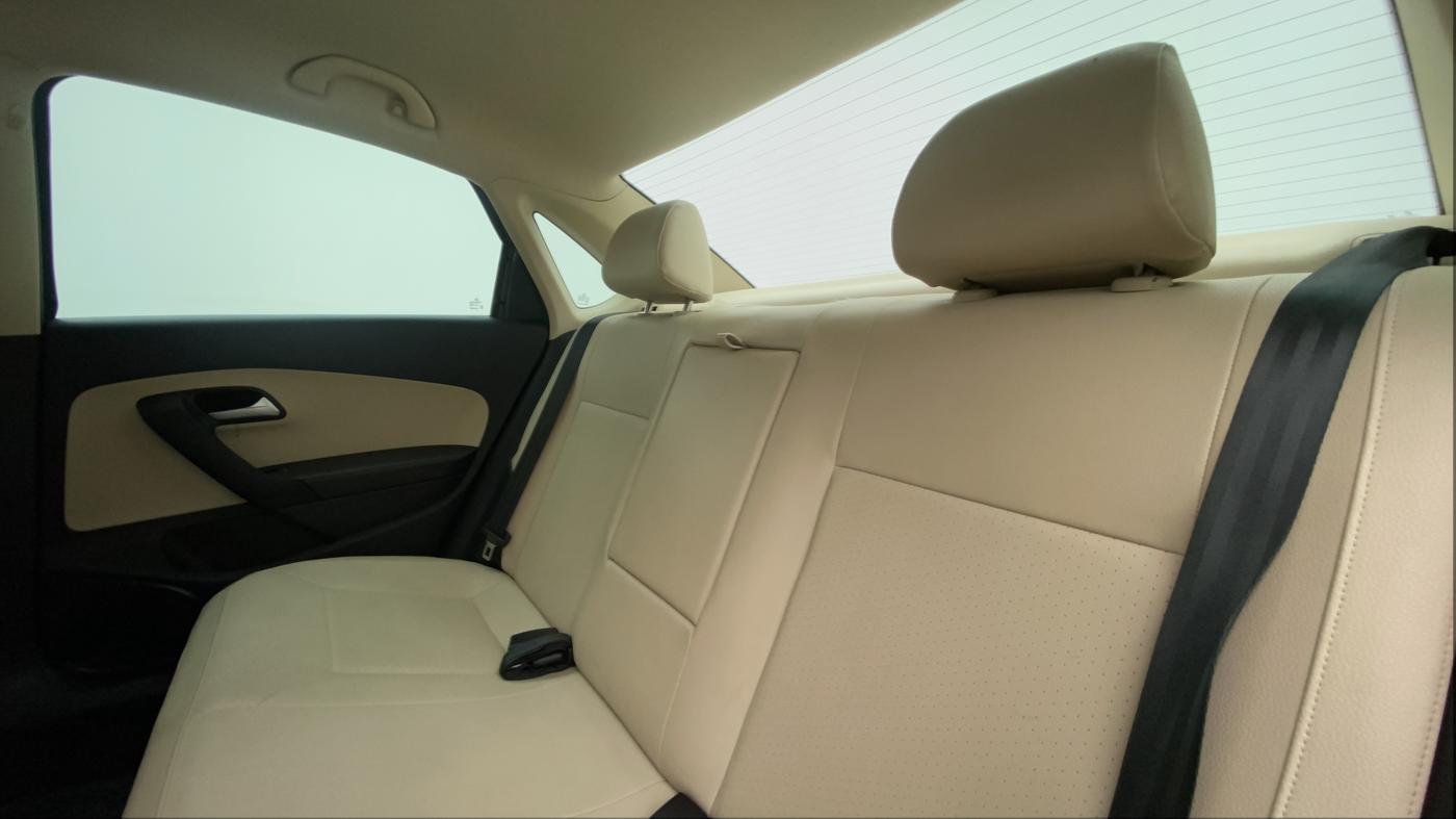 2021 Volkswagen Vento HIGHLINE PLUS 1.0L TSI AT, Petrol, Automatic, 17,712 km, Right Side Rear Door Cabin