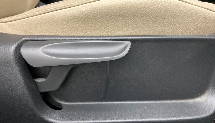 2021 Volkswagen Vento HIGHLINE PLUS 1.0L TSI AT, Petrol, Automatic, 17,712 km, Driver Side Adjustment Panel