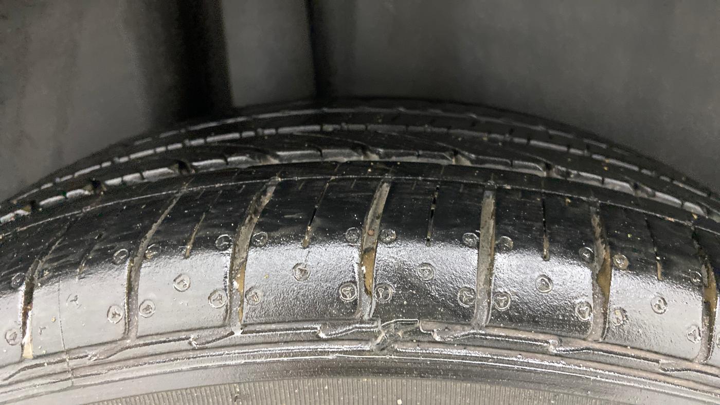 2021 Volkswagen Vento HIGHLINE PLUS 1.0L TSI AT, Petrol, Automatic, 17,712 km, Right Rear Tyre Tread