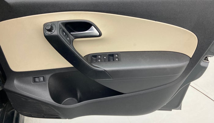 2021 Volkswagen Vento HIGHLINE PLUS 1.0L TSI AT, Petrol, Automatic, 17,712 km, Driver Side Door Panels Control