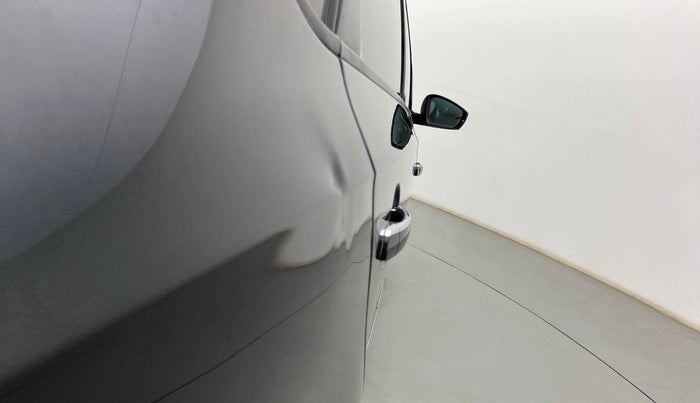 2021 Volkswagen Vento HIGHLINE PLUS 1.0L TSI AT, Petrol, Automatic, 17,712 km, Right quarter panel - Slightly dented